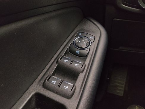 Used 2024 Ford Edge SEL image 27