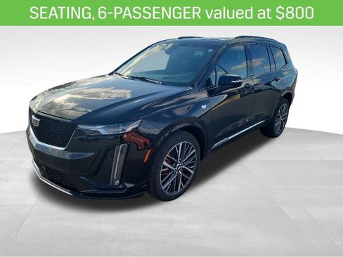 Used 2023 Cadillac XT6 Sport w/ Technology Package AWD/4WD image 7