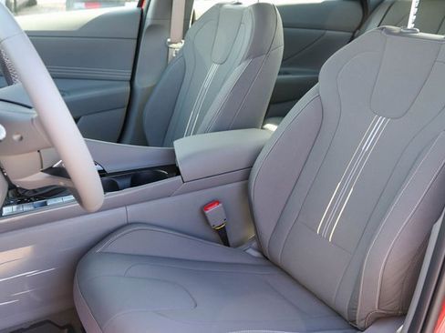 New 2026 Hyundai Elantra SEL Sport image 9