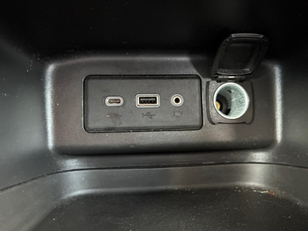 Used 2023 Chevrolet Equinox LT FWD image 6
