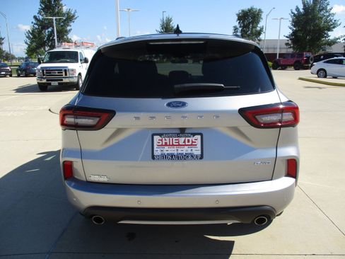 Used 2024 Ford Escape ST-Line w/ Tech Pack #1 image 5