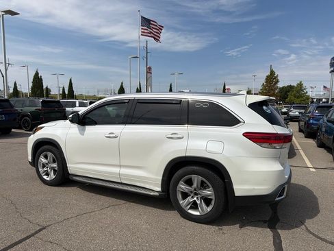 Used 2019 Toyota Highlander Limited Platinum AWD/4WD image 5