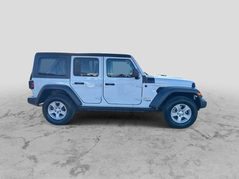 Certified 2019 Jeep Wrangler Unlimited Sport S image 9