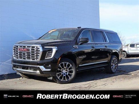 New 2026 GMC Yukon XL Denali w/ Sun & Power Step Package image 1