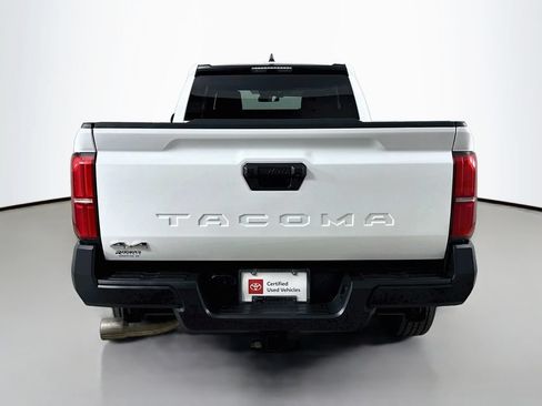 Certified 2025 Toyota Tacoma SR w/ Towing Package AWD/4WD image 7