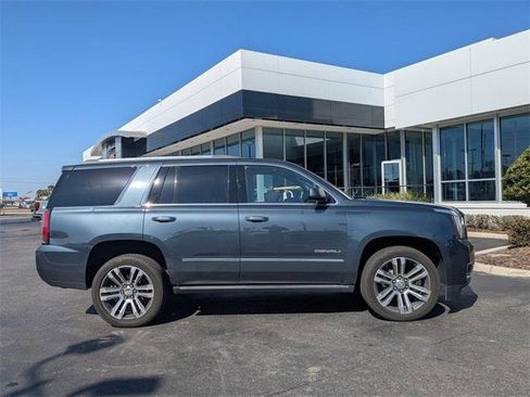 Used 2019 GMC Yukon Denali w/ Denali Ultimate Package image 3