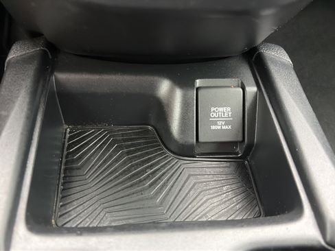 Used 2017 Honda CR-V LX image 18