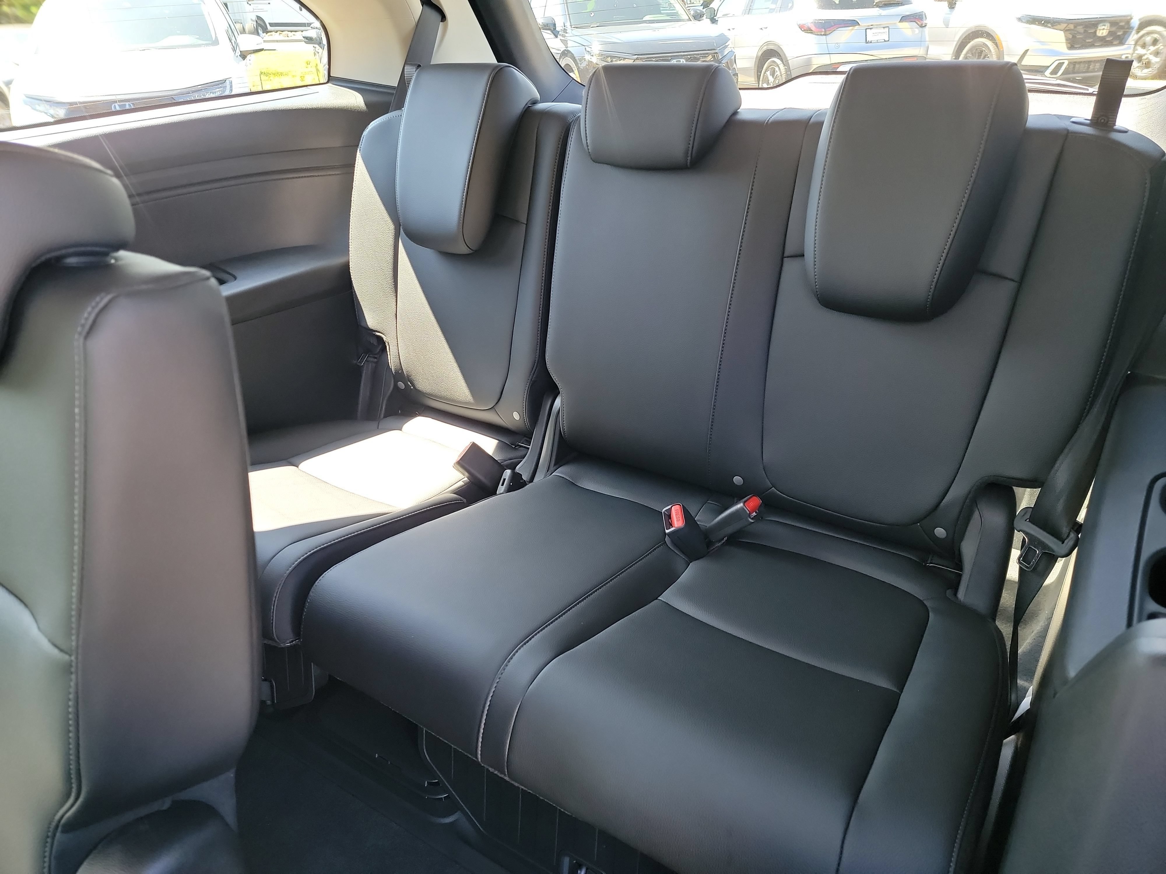 New 2027 Honda Odyssey EX-L image 25