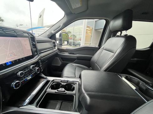 Used 2024 Ford F250 Lariat image 19