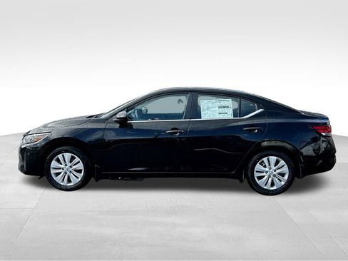 New 2025 Nissan Sentra S image 3