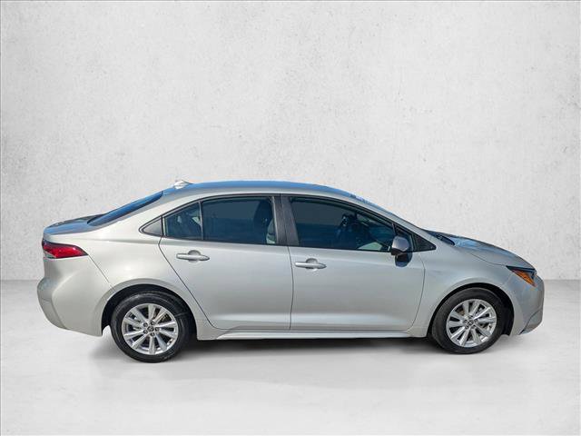 Used 2026 Toyota Corolla LE w/ LE Premium Package FWD image 4