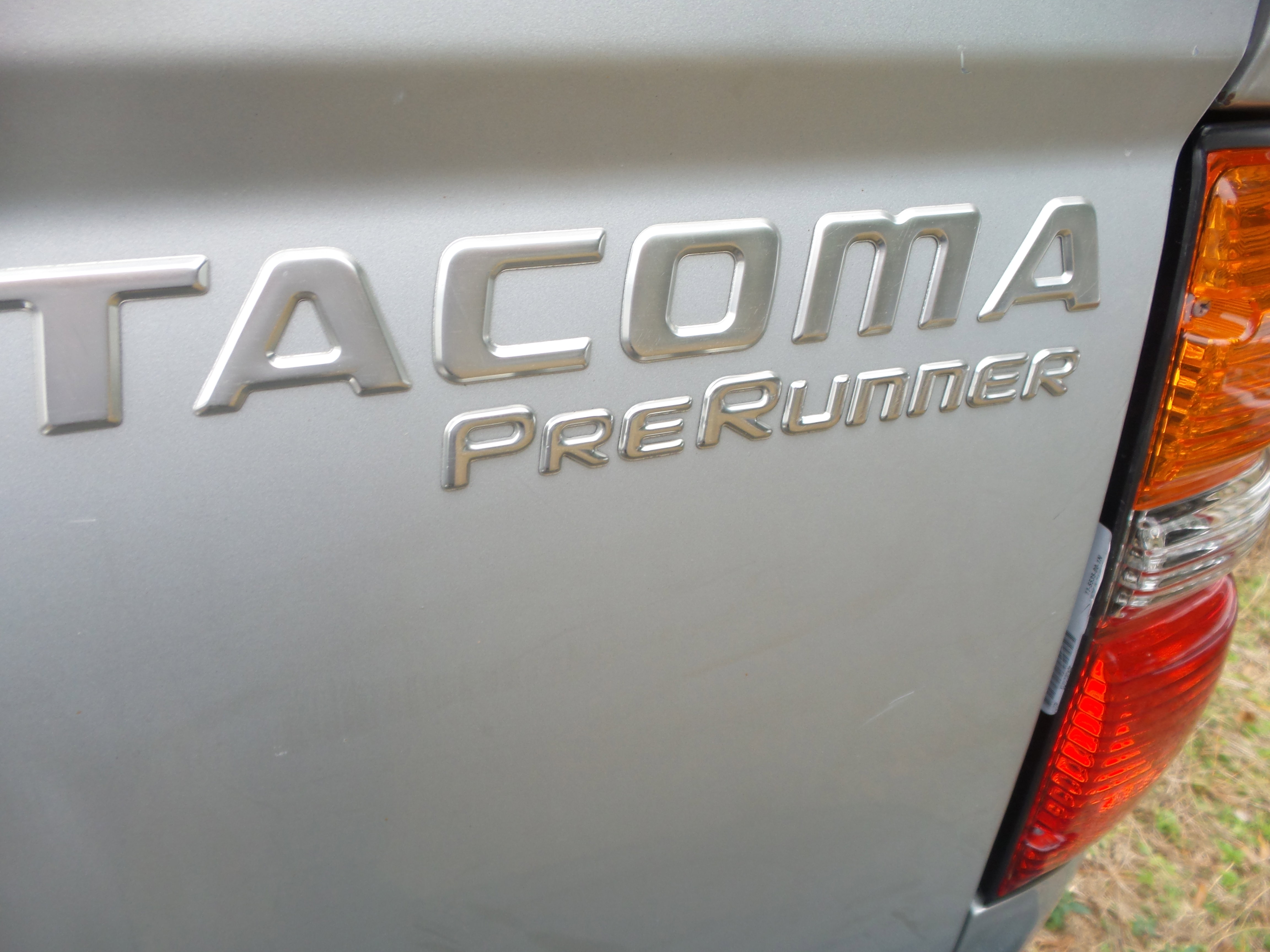 Used 2002 Toyota Tacoma PreRunner RWD image 17