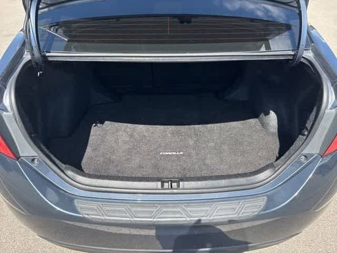 Used 2014 Toyota Corolla LE image 23