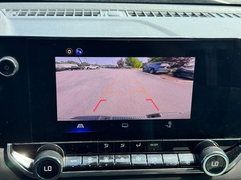 Used 2024 Chevrolet Colorado LT w/ LT Convenience Package RWD image 23