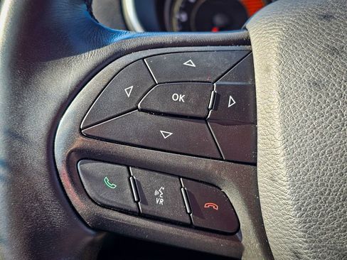 Used 2019 Jeep Cherokee Trailhawk w/ Cold Weather Group image 18