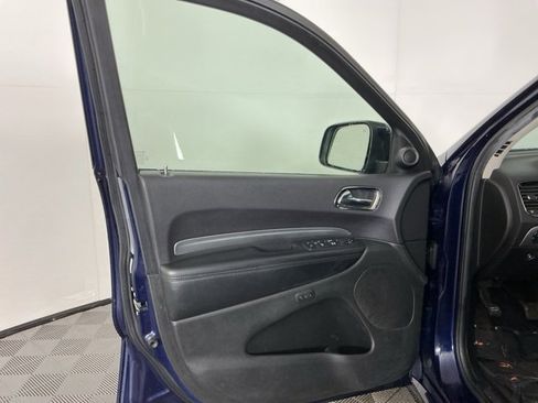 Used 2018 Dodge Durango GT image 12