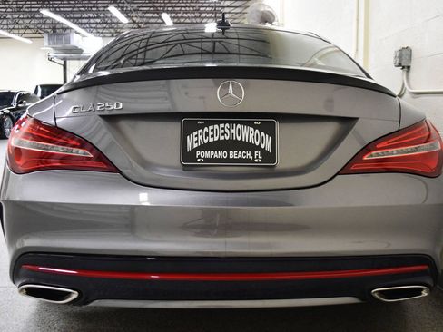 Used 2018 Mercedes-Benz CLA 250 image 6