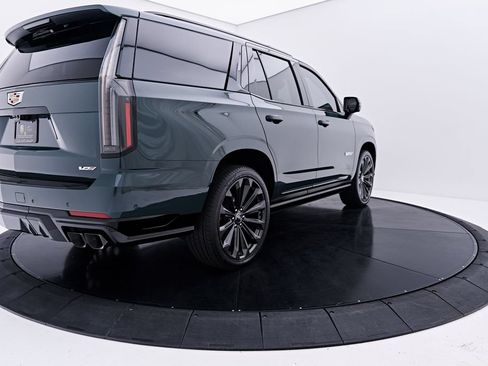Used 2026 Cadillac Escalade V AWD/4WD image 14