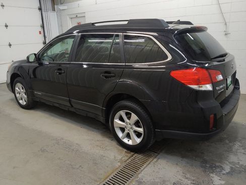 Used 2014 Subaru Outback 2.5i Limited AWD/4WD image 3