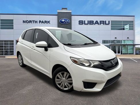 Used 2016 Honda Fit LX image 1