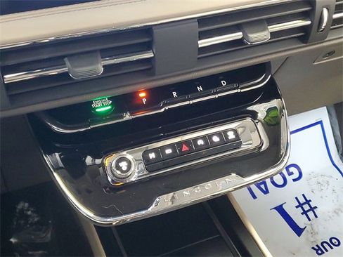 Certified 2023 Lincoln Corsair AWD w/ Equipment Group 101A image 23