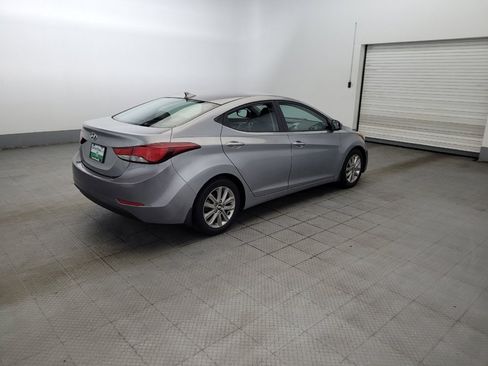 Used 2016 Hyundai Elantra SE w/ Option Group 02 FWD image 10
