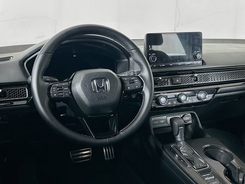 Used 2025 Honda Civic Sport image 18