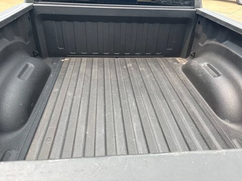 Used 2022 RAM 1500 Limited AWD/4WD image 6
