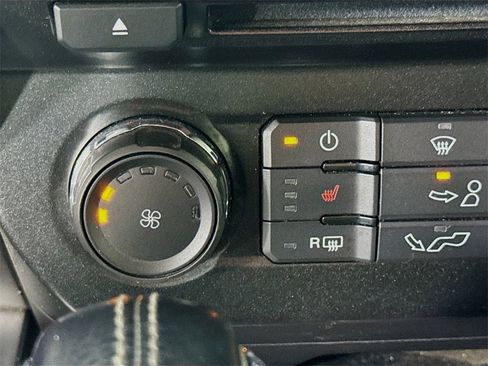 Used 2015 Ford F150 XLT w/ Equipment Group 302A Luxury image 13