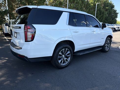 Used 2021 Chevrolet Tahoe LT w/ LT Signature Package AWD/4WD image 11
