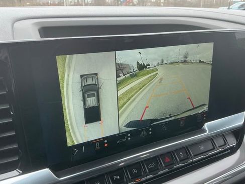 Used 2024 Chevrolet Silverado 1500 High Country w/ High Country Premium Package image 30