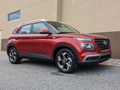 New 2025 Hyundai Venue SEL