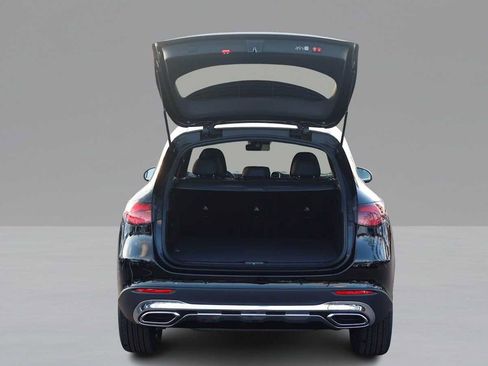 Used 2026 Mercedes-Benz GLC 300 4MATIC image 8