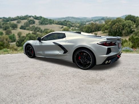 Used 2023 Chevrolet Corvette Stingray Preferred Conv w/ Z51 Performance Package RWD image 7