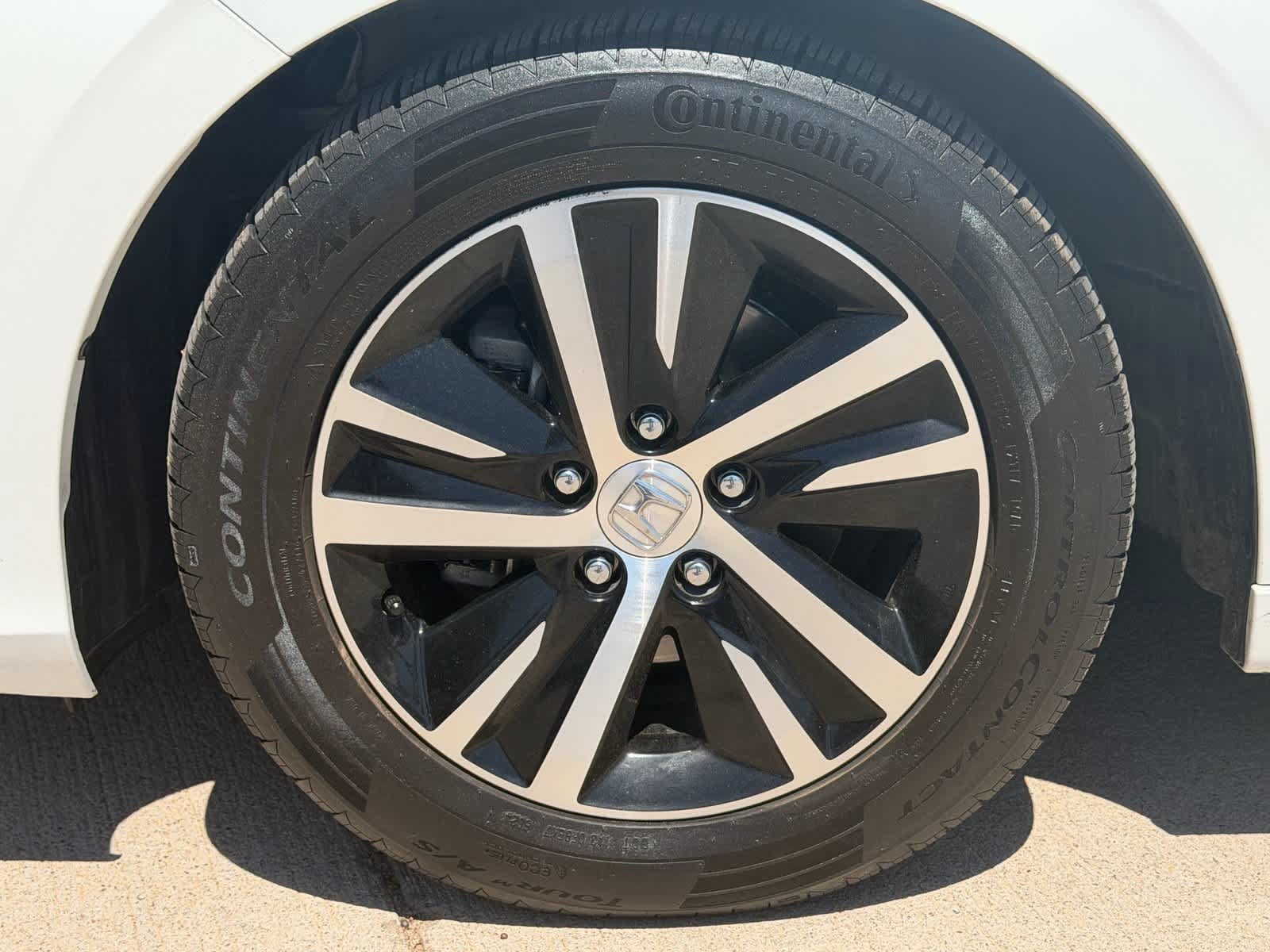 Used 2023 Honda Civic LX image 9