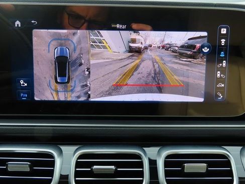 Used 2024 Mercedes-Benz GLE 450 4MATIC image 28