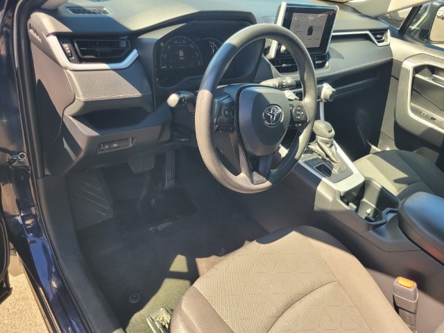 Used 2024 Toyota RAV4 XLE AWD/4WD image 12