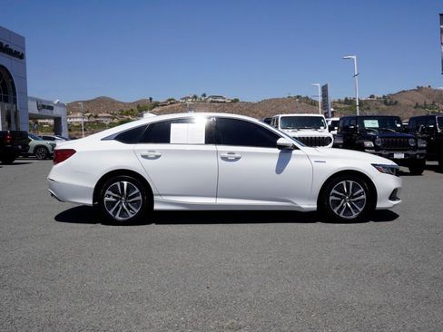 Used 2021 Honda Accord Hybrid image 3