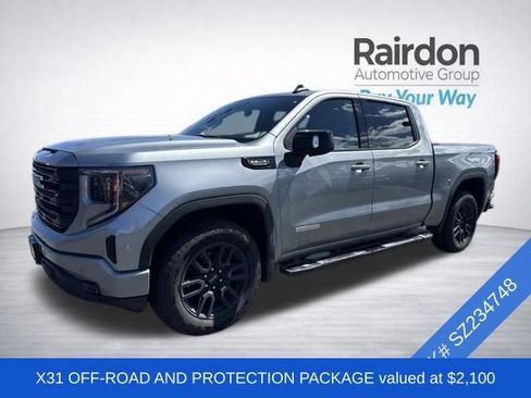 Used 2025 GMC Sierra 1500 Elevation w/ Elevation Premium Package AWD/4WD image 3