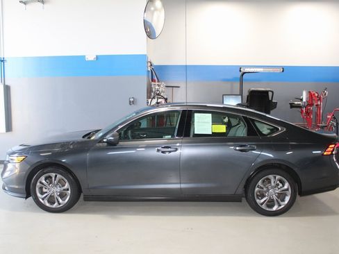 Certified 2024 Honda Accord EX image 13