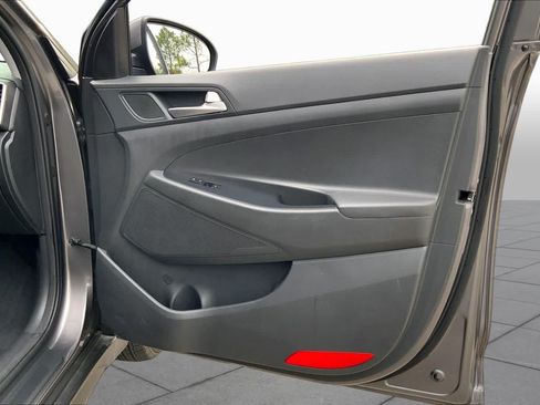 Used 2020 Hyundai Tucson Value w/ Cargo Package FWD image 23