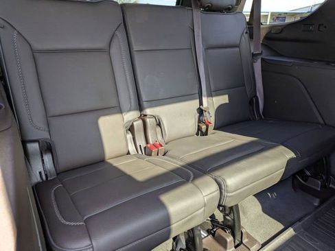 Used 2022 GMC Yukon Denali image 40