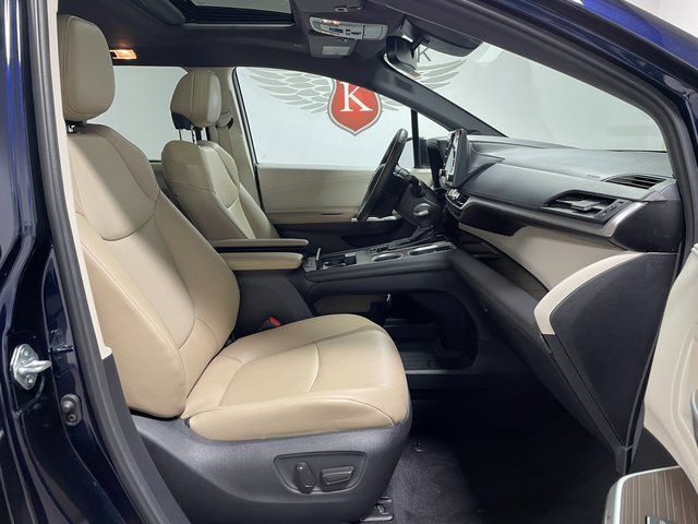 Used 2024 Toyota Sienna XLE w/ XLE Plus Package AWD/4WD image 23