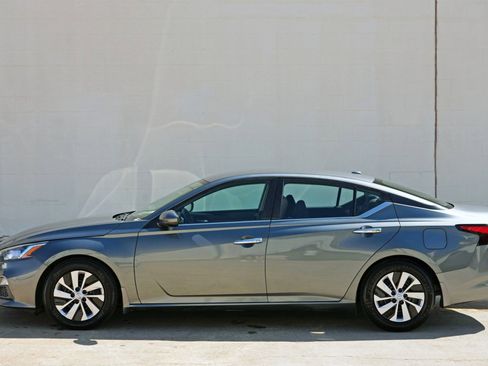 Used 2020 Nissan Altima 2.5 S image 8