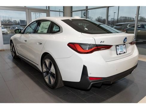 Used 2025 BMW i4 xDrive40i w/ Premium Package image 44