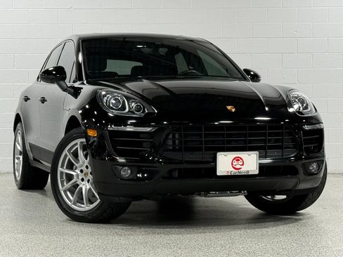 Used 2017 Porsche Macan S AWD/4WD image 4