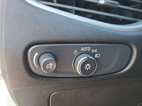 Used 2024 Chevrolet Malibu LT image 21