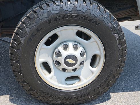 Used 2013 Chevrolet Silverado 2500 W/T image 13