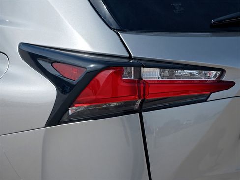 Used 2017 Lexus NX 200t FWD image 6