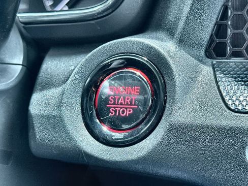 Used 2025 Honda CR-V LX image 17